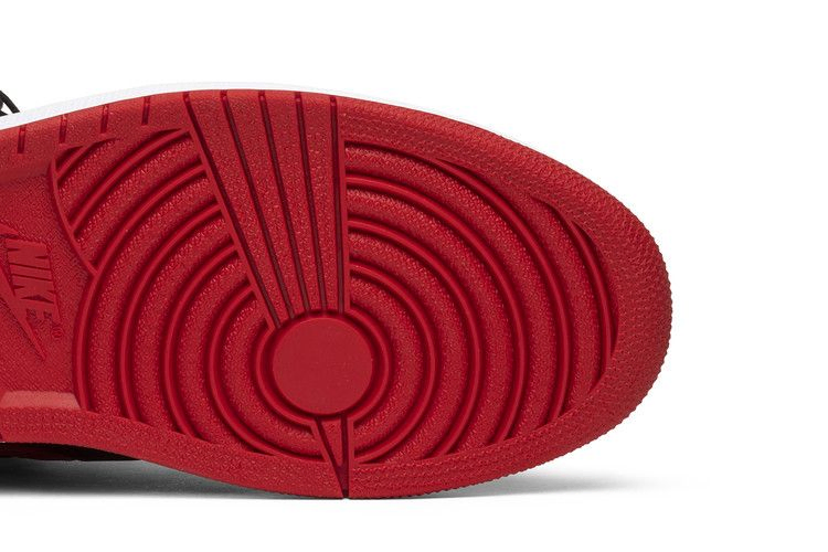 Кроссовки Air Jordan 1 Retro High OG SE 'Satin Banned' 2016