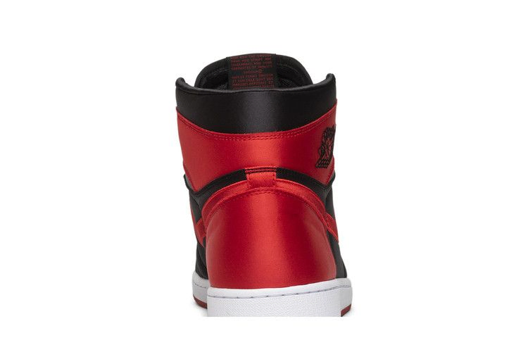 Кроссовки Air Jordan 1 Retro High OG SE 'Satin Banned' 2016