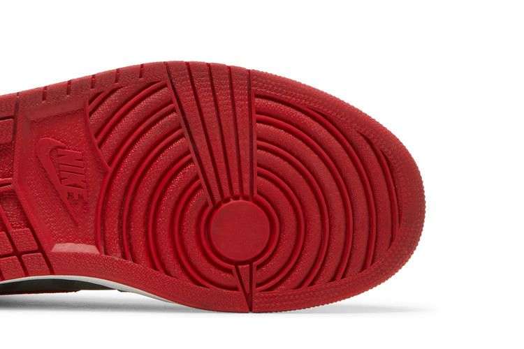 Кроссовки Air Jordan 1 Retro High Premium 'Red Camo'