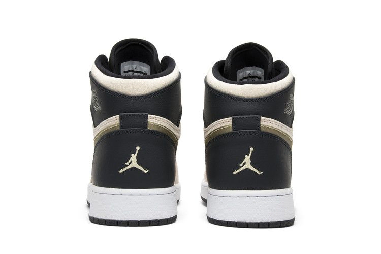 Кроссовки Air Jordan 1 Retro High PRM GG 'Heiress'