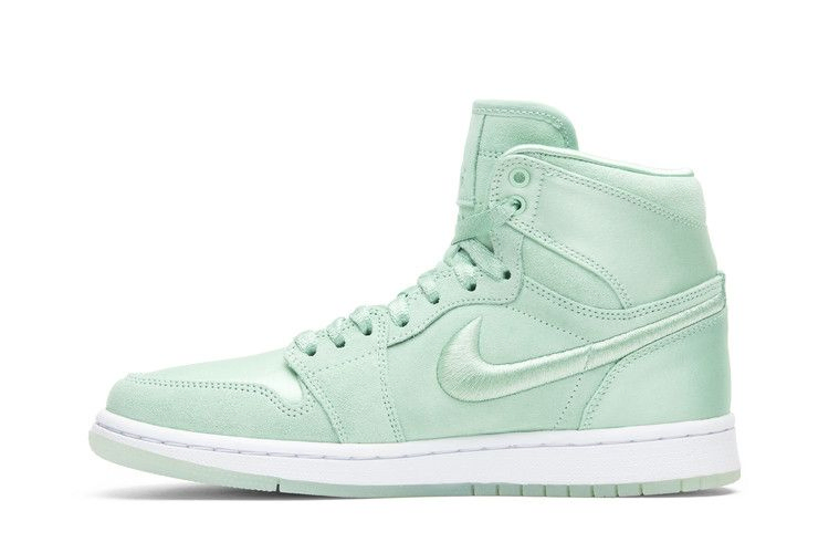 Кроссовки Wmns Air Jordan 1 Retro High 'Season of Her: Mint'