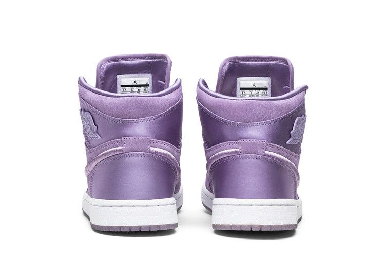 Кроссовки Wmns Air Jordan 1 Retro High 'Season of Her: Orchid'
