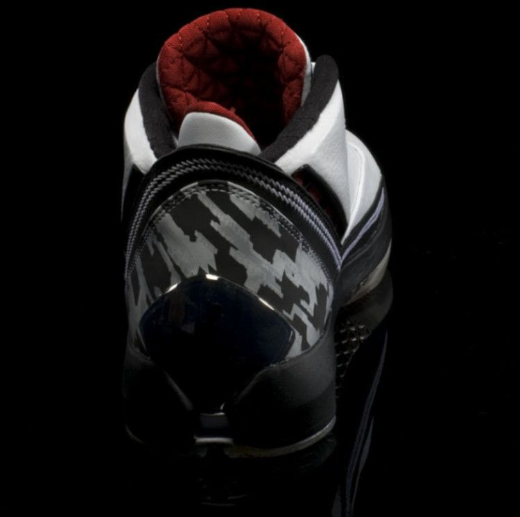 Кроссовки Air Jordan 22 OG 'White Varsity Red'