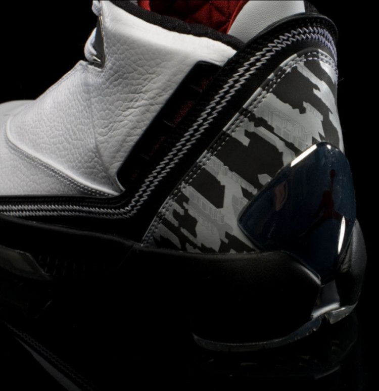 Кроссовки Air Jordan 22 OG 'White Varsity Red'