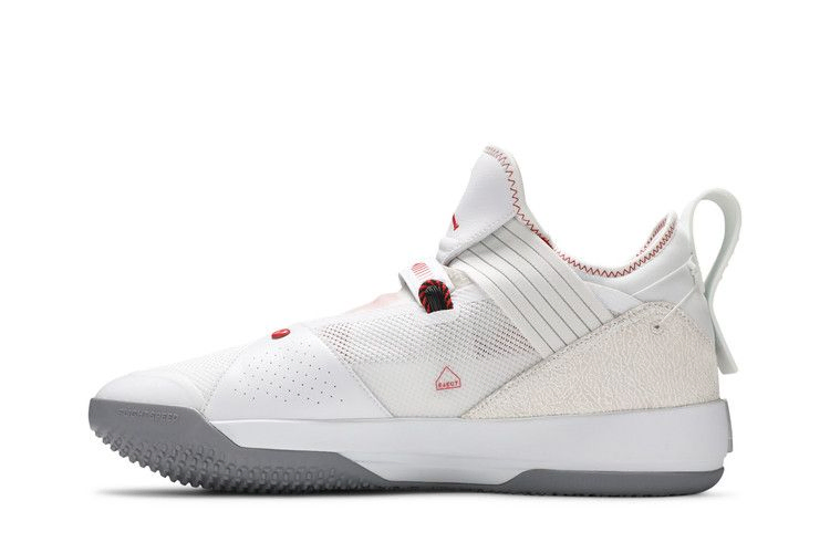 Кроссовки Air Jordan 33 Low SE 'White Cement'