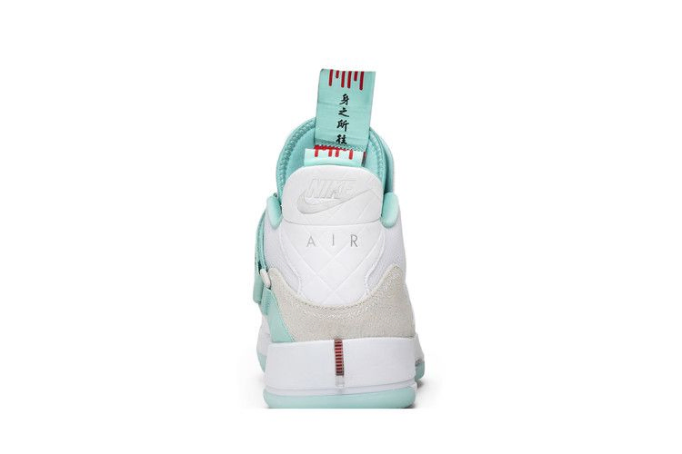 Кроссовки Air Jordan 33 'Guo Ailun' PE