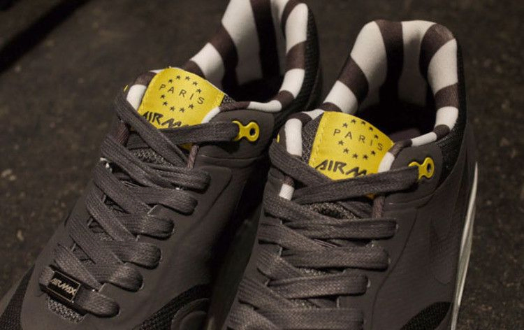 Кроссовки Nike Air Max 1 QS 'Paris'