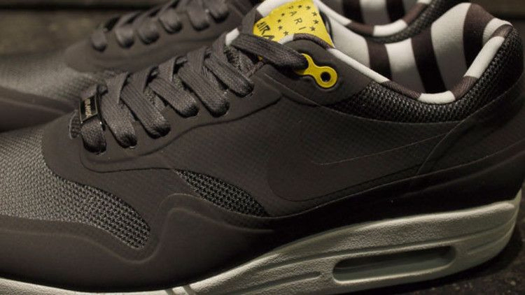 Кроссовки Nike Air Max 1 QS 'Paris'