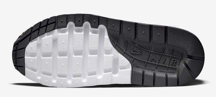 Кроссовки Nike Air Max 1 QS GS 'Tiger'