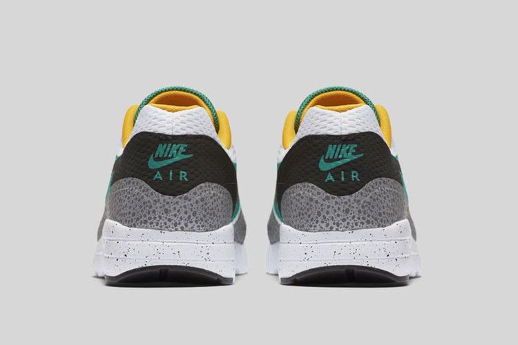 Кроссовки Nike Air Max 1 Ultra Essential 'Emerald Green'