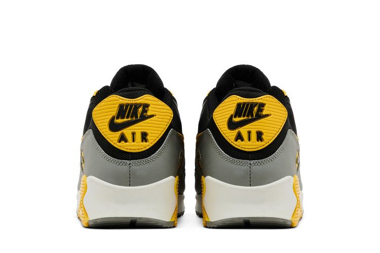 Кроссовки Nike Air Max 90