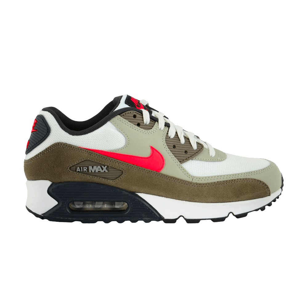 Кроссовки Nike Air Max 90 Essential