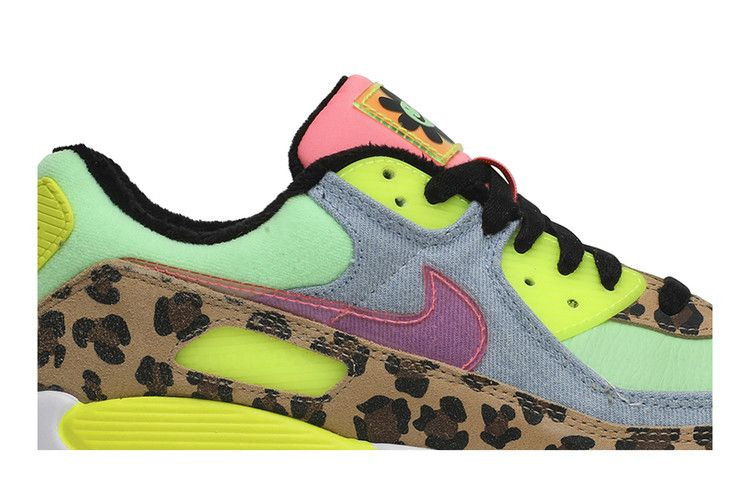 Кроссовки Nike Wmns Air Max 90 LX 'Illusion Green'