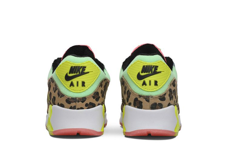 Кроссовки Nike Wmns Air Max 90 LX 'Illusion Green'