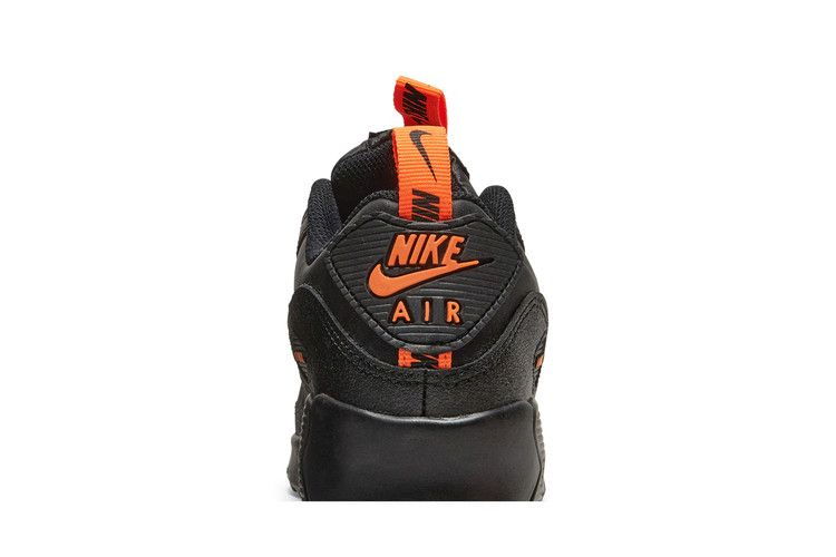 Кроссовки Nike Air Max 90 SE GS 'Black Total Orange'