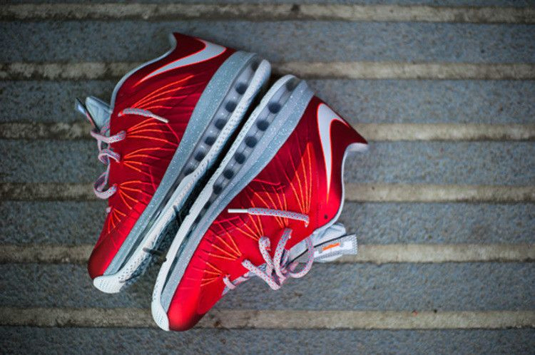 Кроссовки Nike Air Max LeBron 10 Low 'University Red'