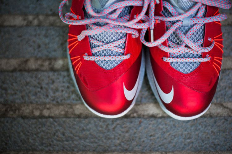 Кроссовки Nike Air Max LeBron 10 Low 'University Red'