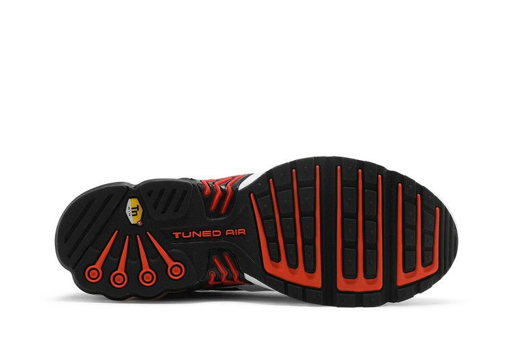 Кроссовки Nike Air Max Plus 3 'White Team Orange'