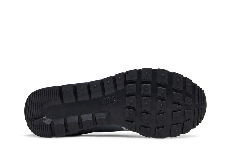 Кроссовки Nike Air Pegasus '83 'Smoke Grey Blue Void'