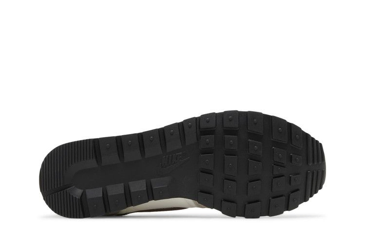 Кроссовки Nike Air Pegasus '83 'Stone Bronze Eclipse'