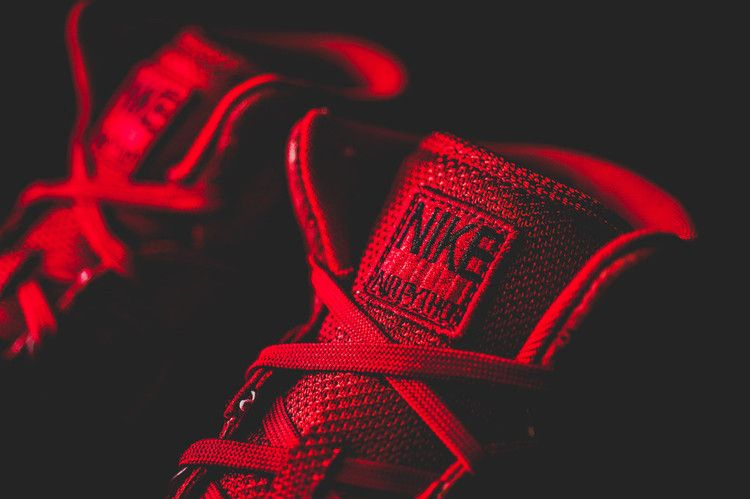 Кроссовки Nike Air Python 'Red October'