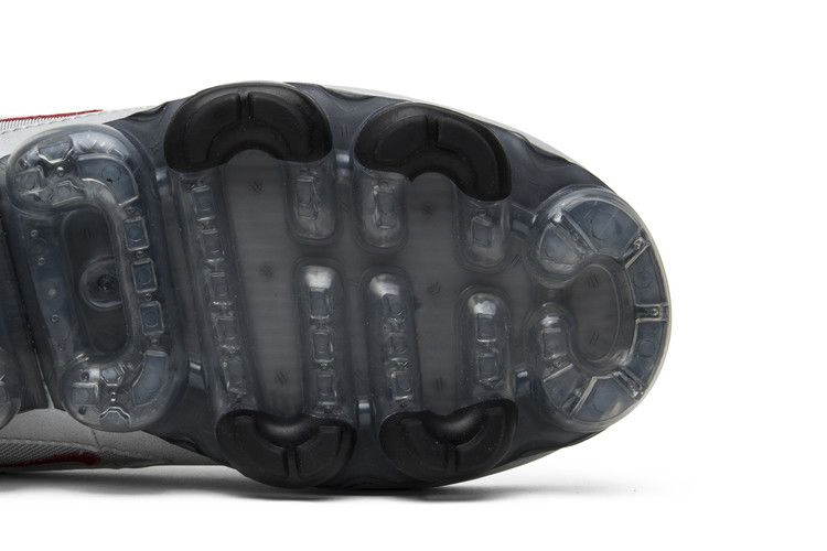Кроссовки Nike Air VaporMax 97 'Silver Bullet'