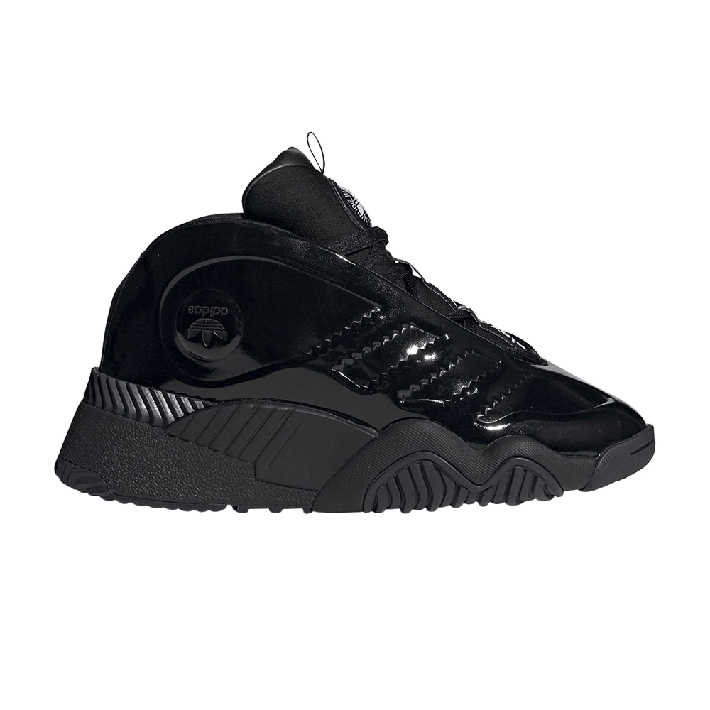 alexander-wang-x-turnout-bball-core-black-ee9027