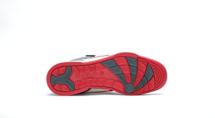 Кроссовки Reebok Alien Stomper Mid 'Bishop'