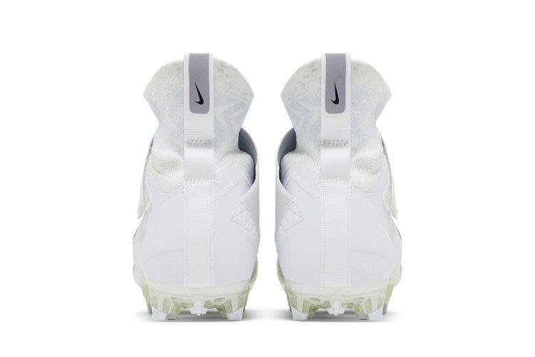 Кроссовки Nike Alpha Menace Elite 2 'White Wolf Grey'