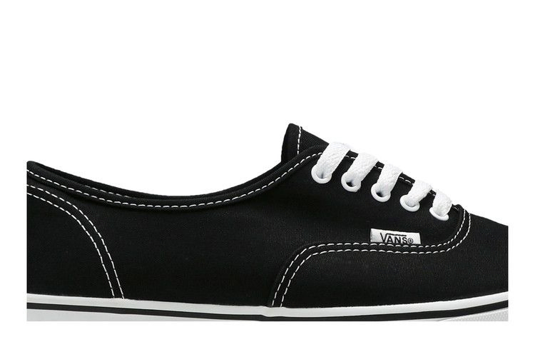 Кроссовки Vans Authentic Lo Pro 'Black'