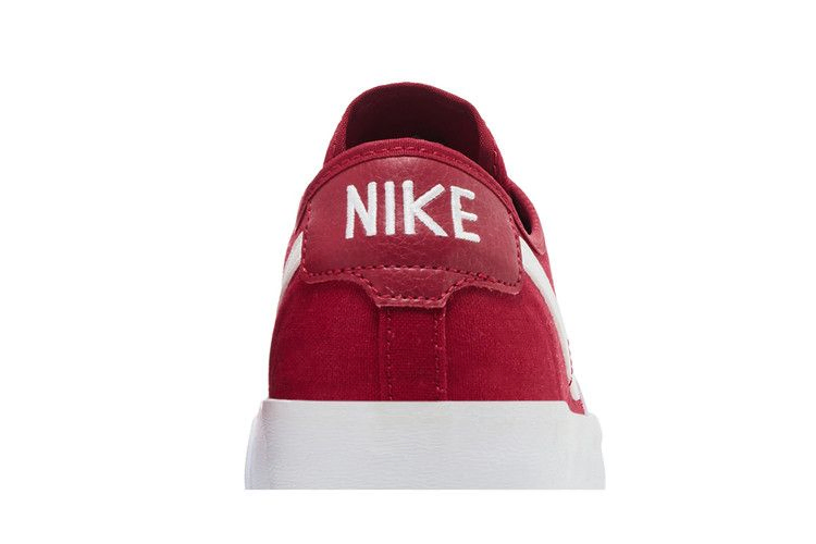 Кроссовки Nike Blazer Court SB 'Gym Red'