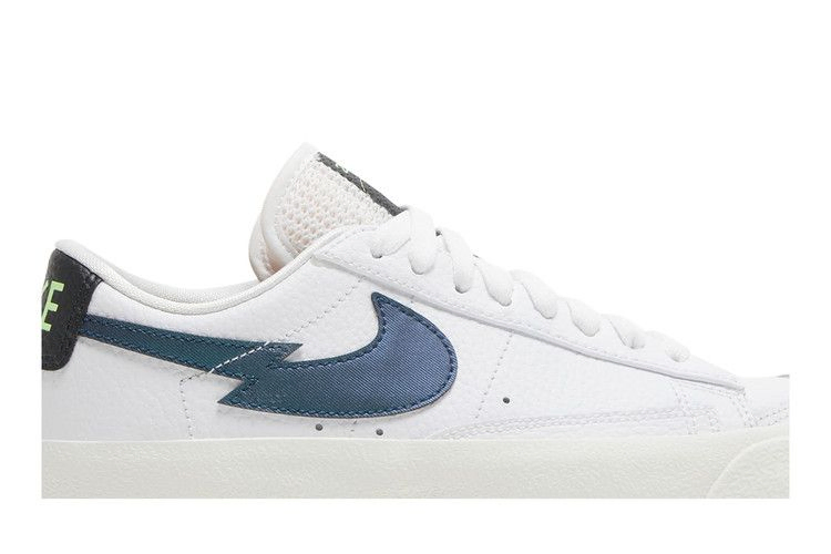 Кроссовки Nike Blazer Low '77 GS 'Lightning Bolt Swoosh'