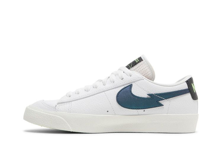 Кроссовки Nike Blazer Low '77 GS 'Lightning Bolt Swoosh'