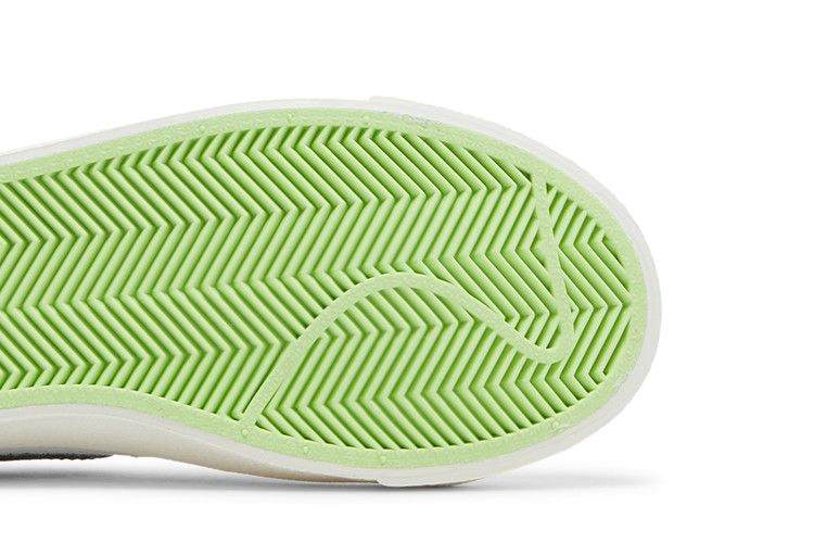 Кроссовки Nike Blazer Low '77 GS 'Lightning Bolt Swoosh'