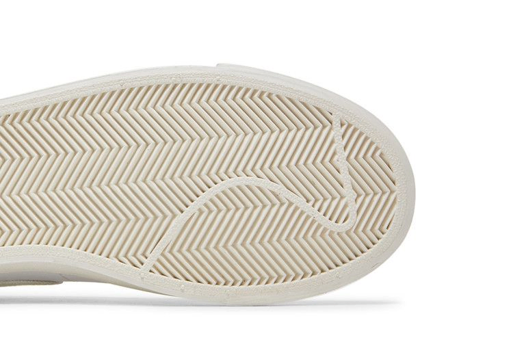 Кроссовки Nike Blazer Low Leather 'Platinum Tint'