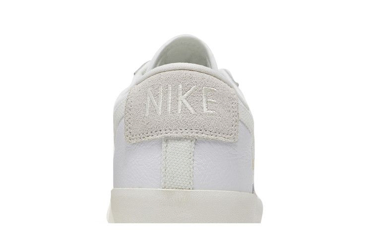 Кроссовки Nike Blazer Low Leather 'Platinum Tint'