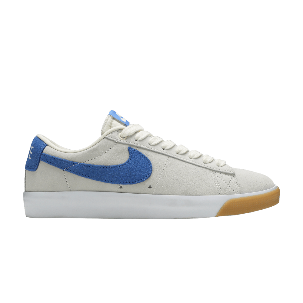 blazer-low-sb-gt-pale-ivory-blue-704939-103