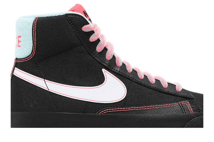 Кроссовки Nike Blazer Mid '77 GS 'Black Atomic Pink'
