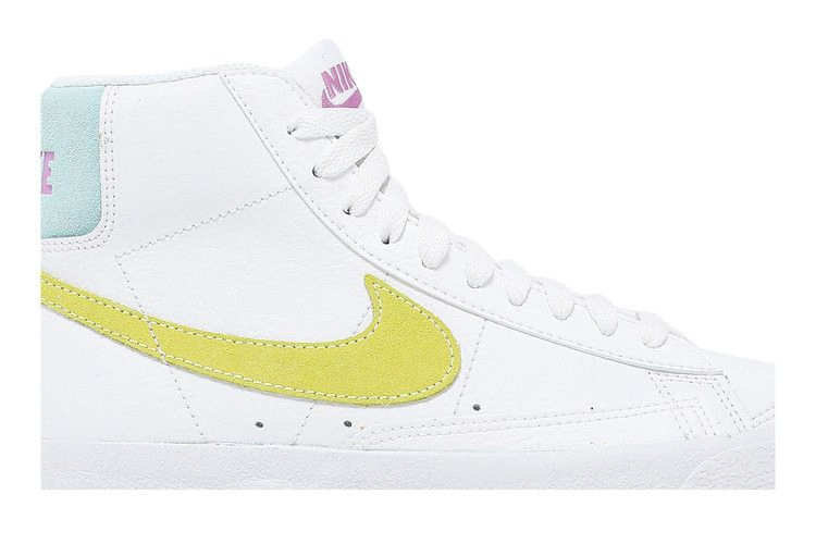 Кроссовки Nike Blazer Mid '77 GS 'White Light Zitron'