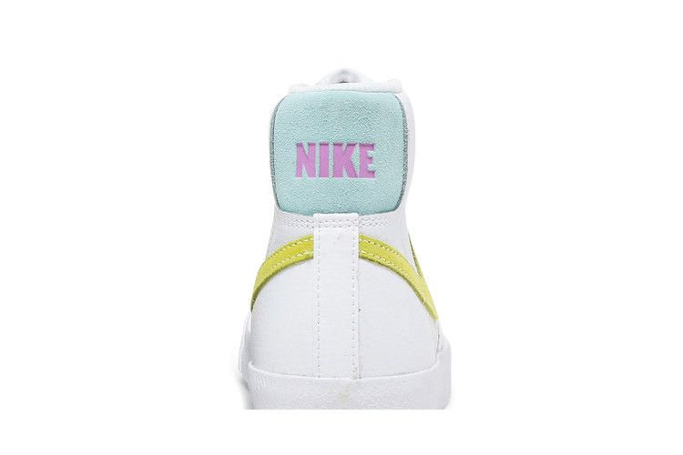 Кроссовки Nike Blazer Mid '77 GS 'White Light Zitron'