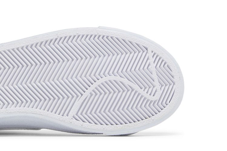 Кроссовки Nike Blazer Mid '77 GS 'White Logo Print'