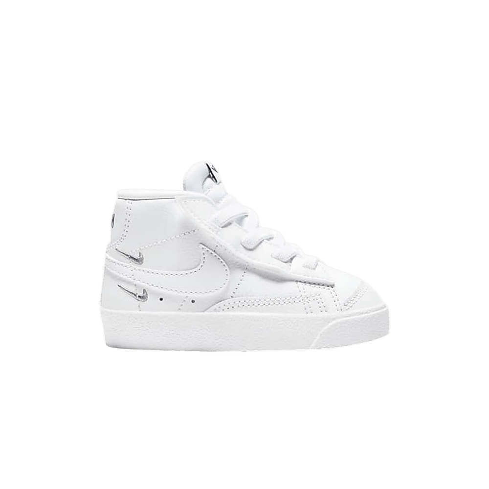 Кроссовки Nike Blazer Mid '77 SE TD 'Sisterhood - White Metallic Silver'