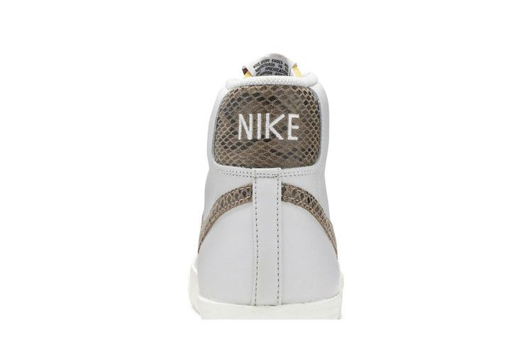 Кроссовки Nike Blazer Mid 77 'Snakeskin'