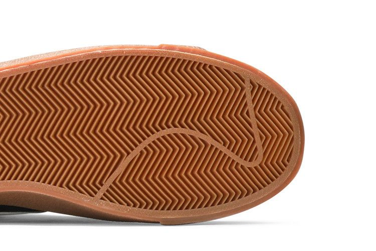 Кроссовки Nike Blazer Mid 77 Suede 'Black Gum'