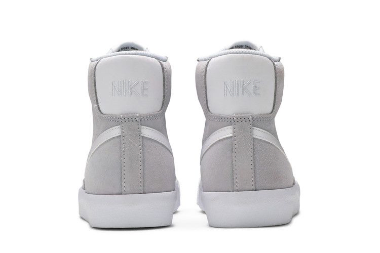 Кроссовки Nike Blazer Mid '77 Suede GS 'Football Grey'