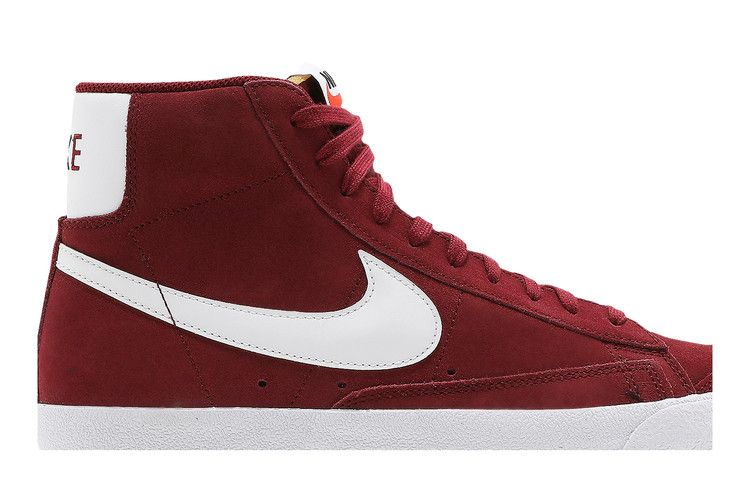 Кроссовки Nike Blazer Mid '77 Suede 'Team Red'
