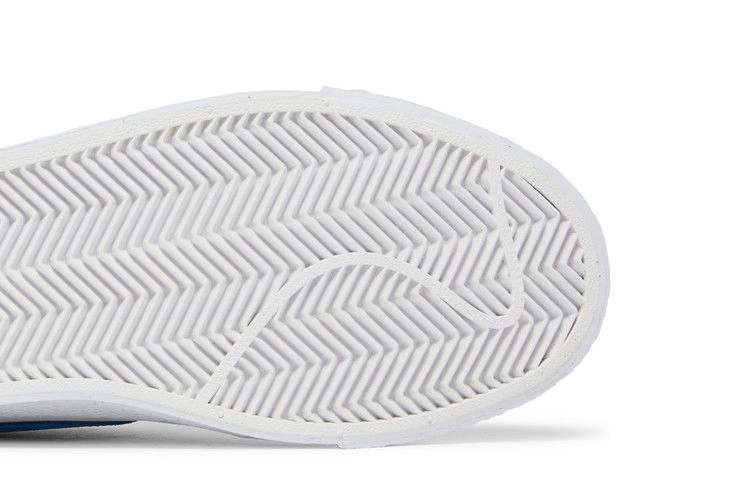 Кроссовки Nike Blazer Mid SB 'Laser Blue'