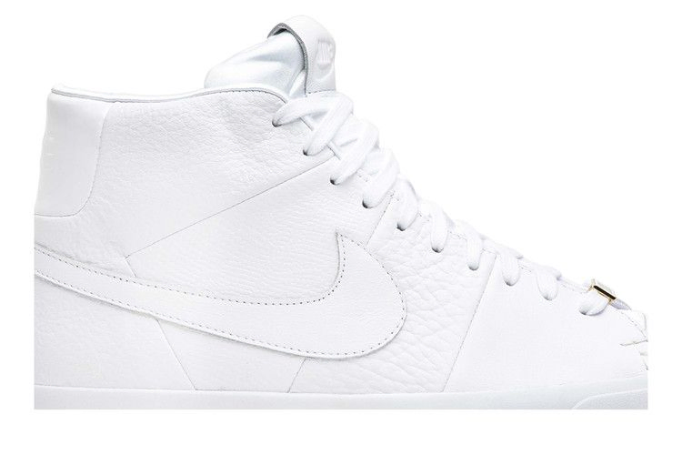 Кроссовки Nike Blazer Royal QS 'Triple White'
