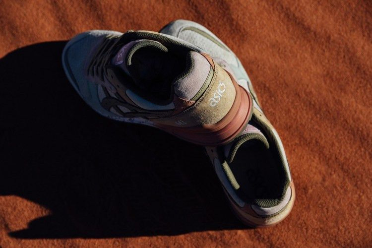 Кроссовки ASICS Bodega x Gel Classic 'On The Road'