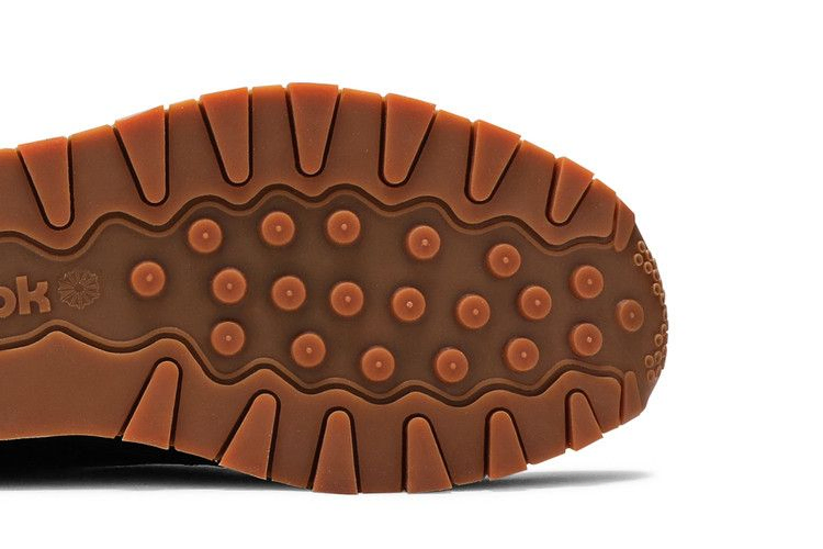 Кроссовки Reebok Classic Leather 'Black Gum'